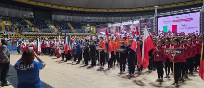 Мажоретките от Спортен клуб „Ритмика“…