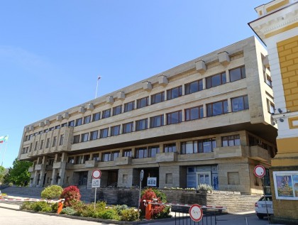 До 2 ноември жителите на…